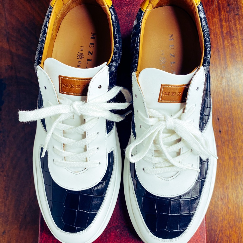 Mezlan Croc embossed sneakers Black, Brown, White New!